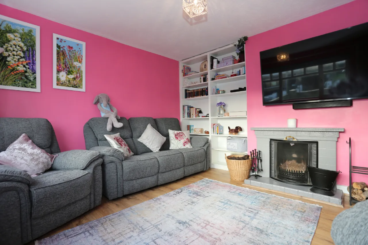 Photo of 21 Lyradane Avenue, Woodview, Limerick, V94 C7WX