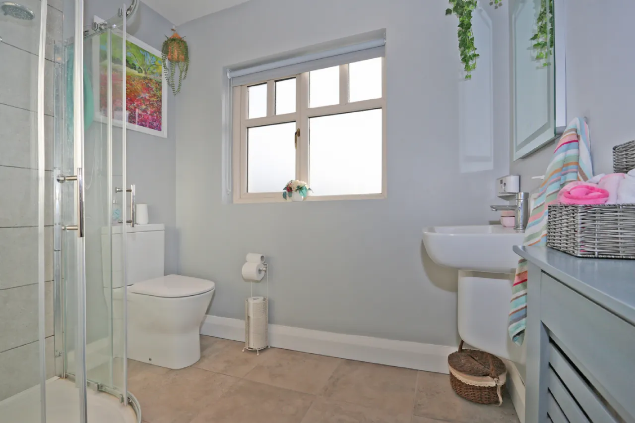 Photo of 21 Lyradane Avenue, Woodview, Limerick, V94 C7WX