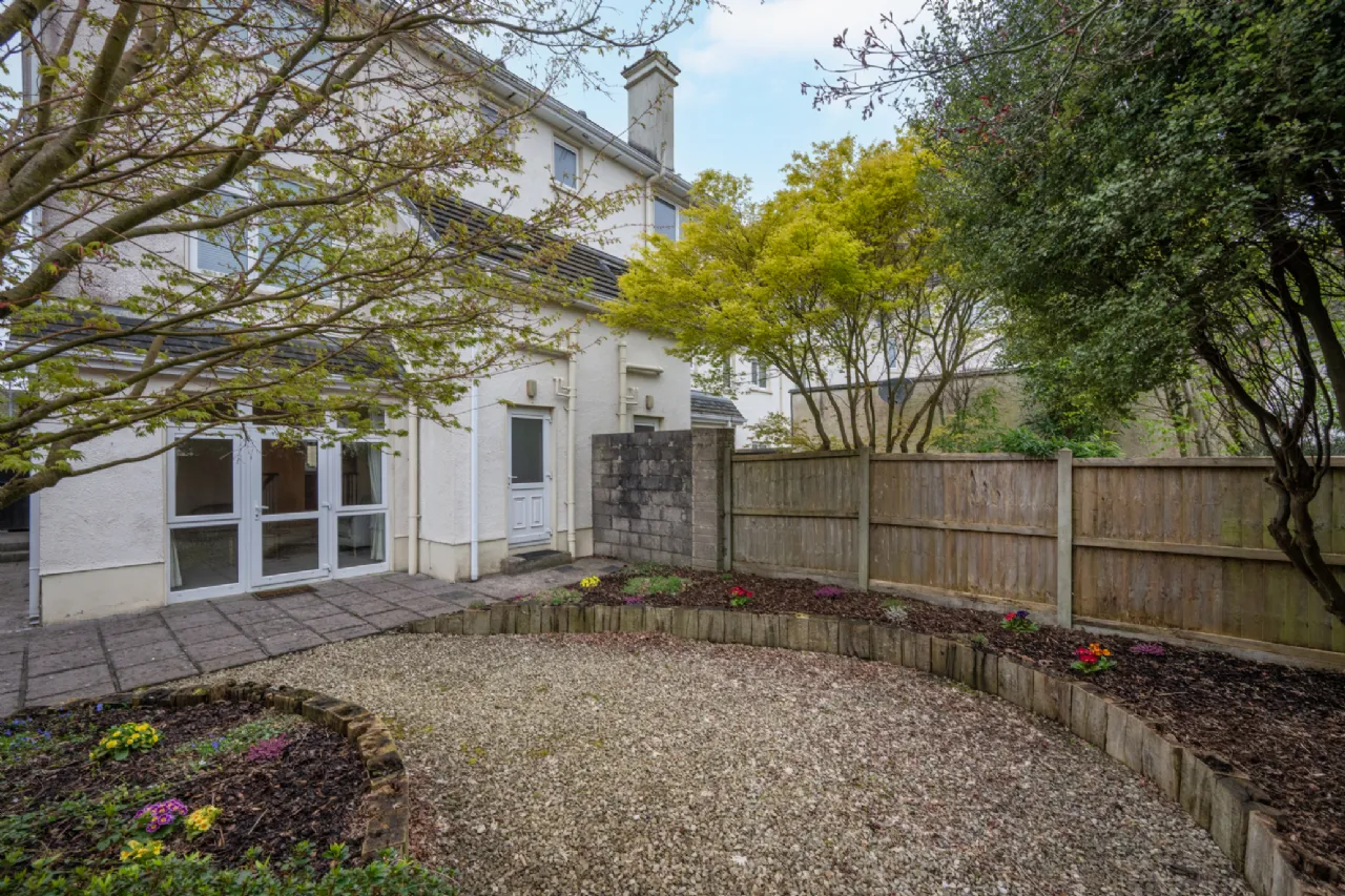 Photo of 71 Leslies Arch, Old Quarter, Ballincollig, Cork, P31DK72