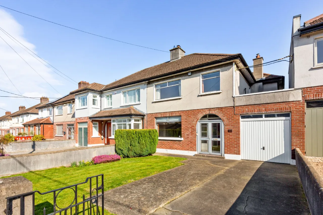Photo of 12 Woodbrook Park, Templeogue, Dublin 16, D16 X062