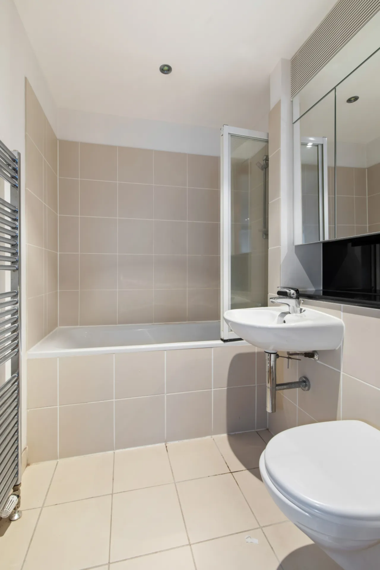 Photo of 4 Blackwater House, Spencer Dock, Dublin 1, D01 CD58