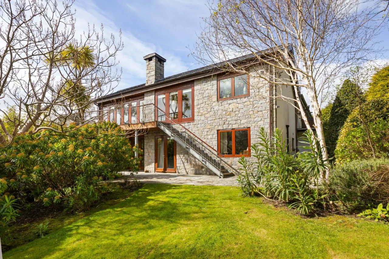 Photo of Granum, 21 Killiney Heath, Killiney, Co Dublin, A96D5Y3