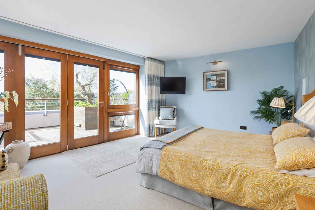 Photo of Granum, 21 Killiney Heath, Killiney, Co Dublin, A96D5Y3