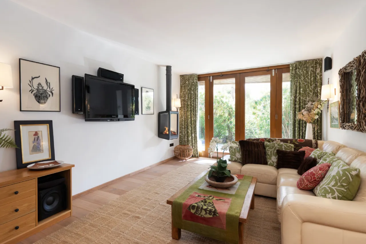 Photo of Granum, 21 Killiney Heath, Killiney, Co Dublin, A96D5Y3