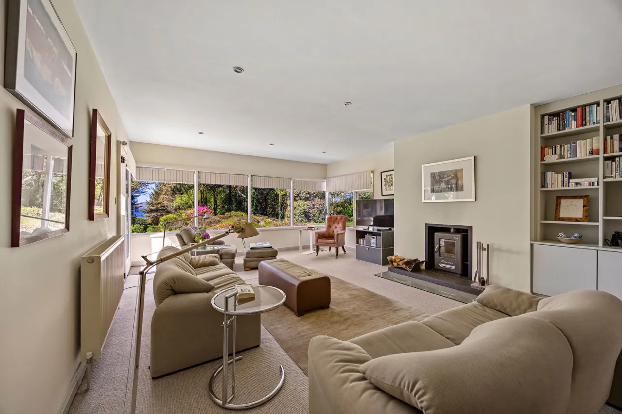 Photo of Vale Cove, Ardnaturrish Beg, Glengarriff, Co. Cork, P75 Y500