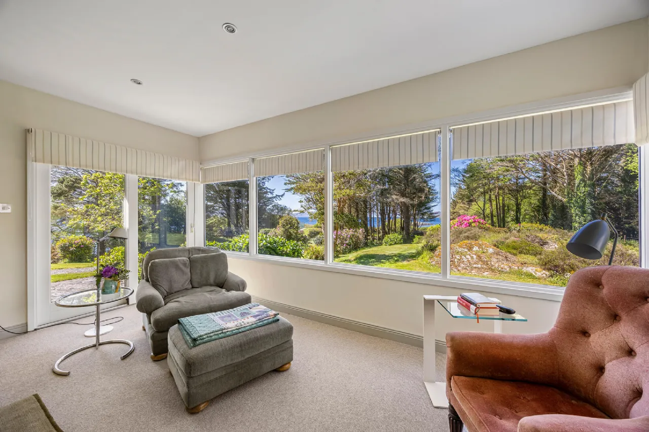 Photo of Vale Cove, Ardnaturrish Beg, Glengarriff, Co. Cork, P75 Y500