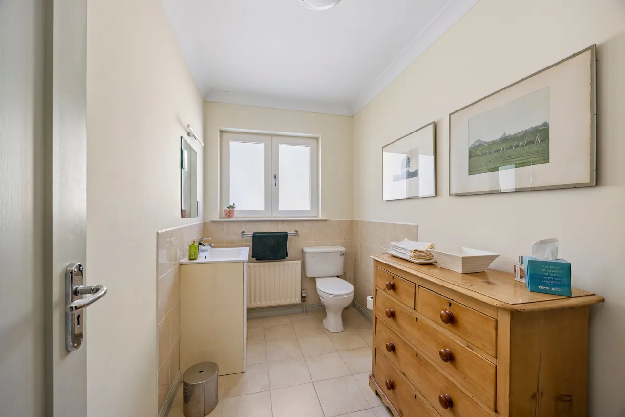 Photo of Vale Cove, Ardnaturrish Beg, Glengarriff, Co. Cork, P75 Y500