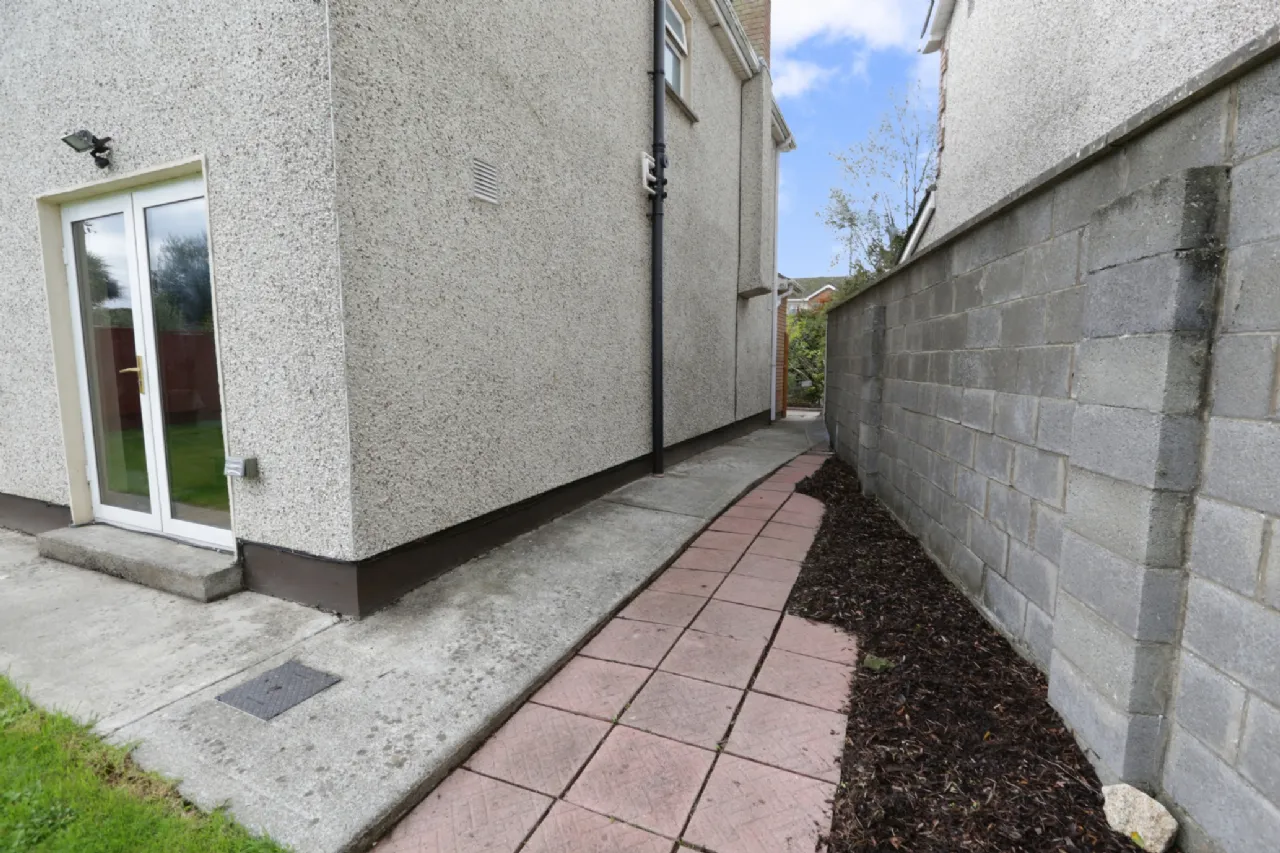 Photo of 11 The Lawn, Sevitt Hall, Bettystown, Co Meath, A92 A0E4