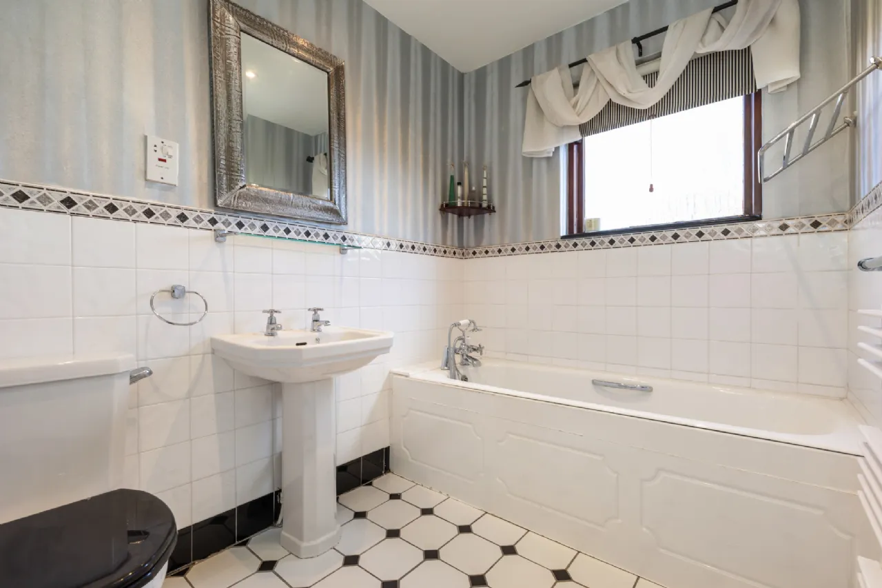 Photo of Ardette, Claremont Pines, Foxrock, Dublin 18, D18Y6K8