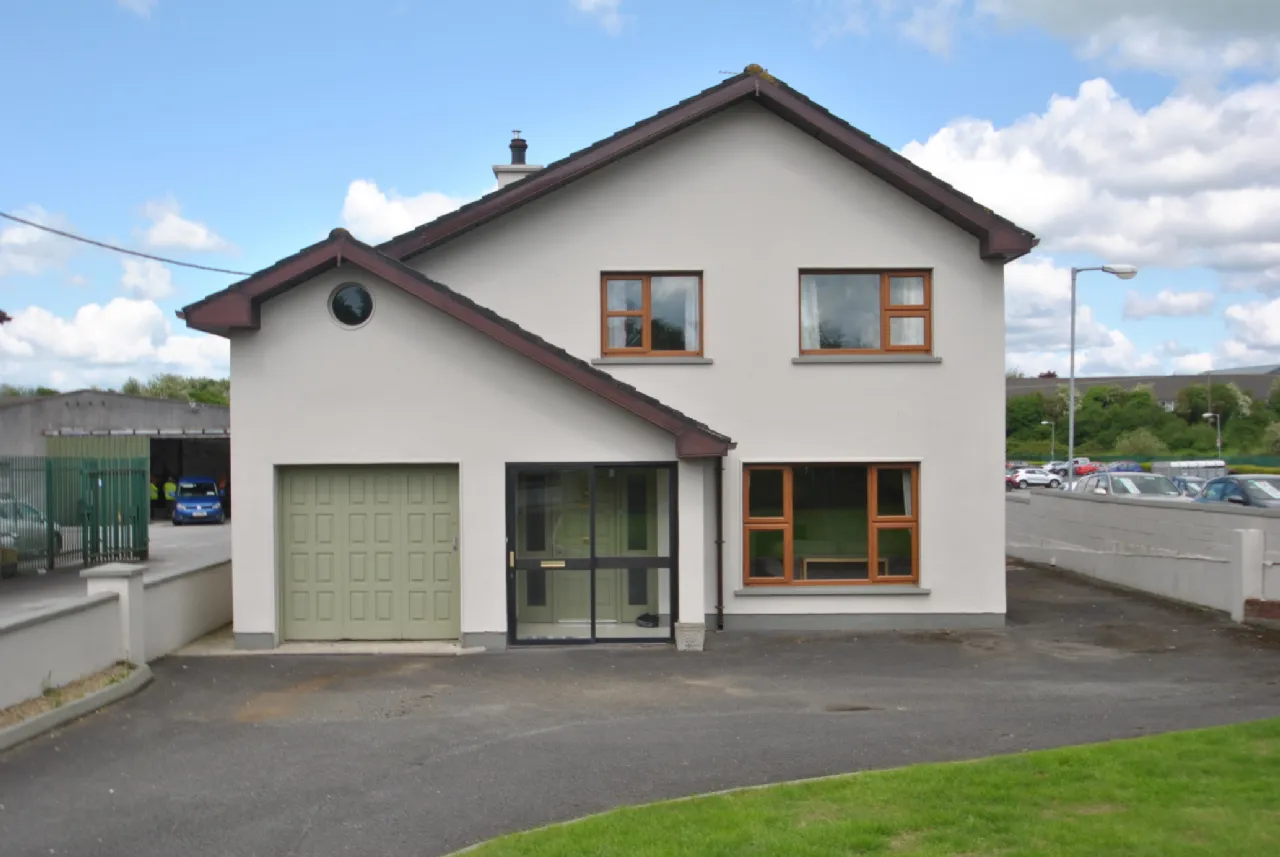 Photo of Birr Road, Roscrea, Co Tipperary, E53 A319