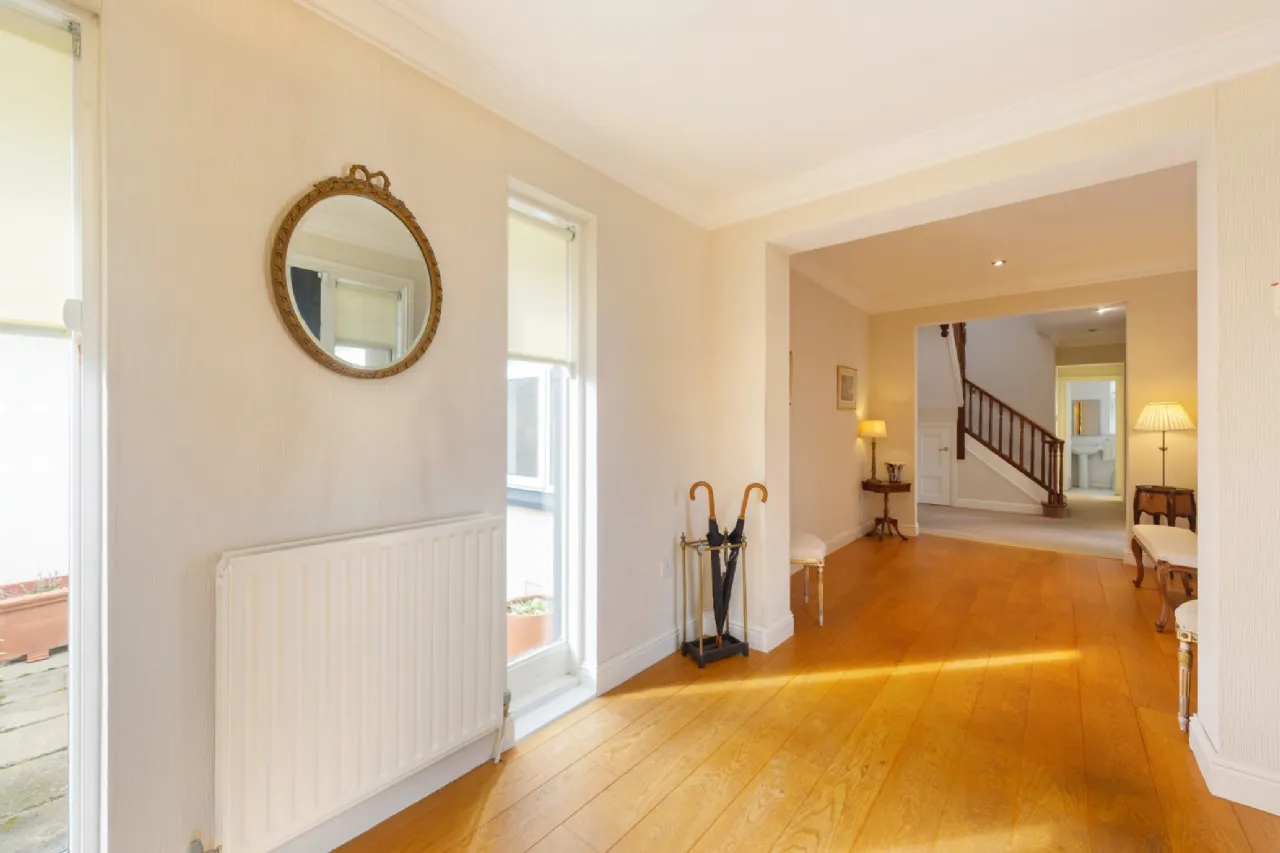 Photo of Bizville, 27 Hillside Drive, Rathfarnham, Dublin 14, D14 P7W3