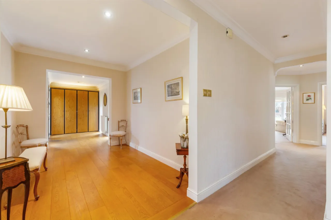 Photo of Bizville, 27 Hillside Drive, Rathfarnham, Dublin 14, D14 P7W3