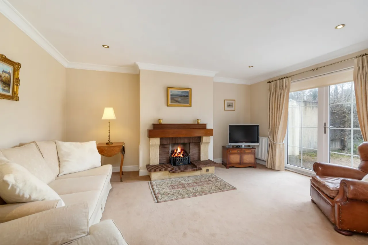 Photo of Bizville, 27 Hillside Drive, Rathfarnham, Dublin 14, D14 P7W3