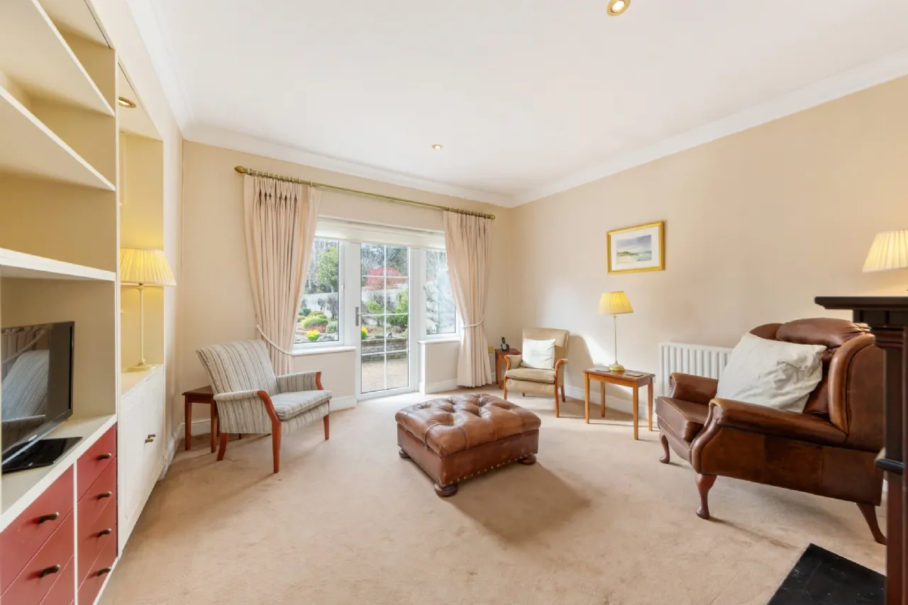 Photo of Bizville, 27 Hillside Drive, Rathfarnham, Dublin 14, D14 P7W3