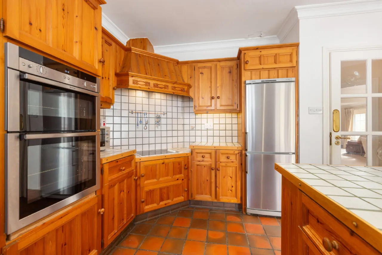 Photo of Bizville, 27 Hillside Drive, Rathfarnham, Dublin 14, D14 P7W3