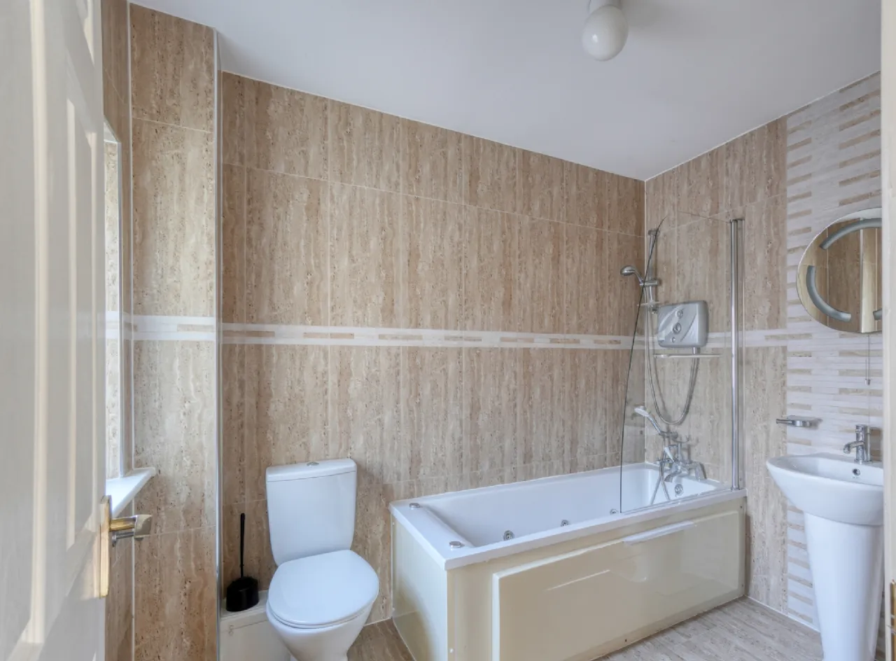 Photo of 2 Clondarrig Court,, Bellingham,, Portlaoise,, Co. Laois, R32W95R