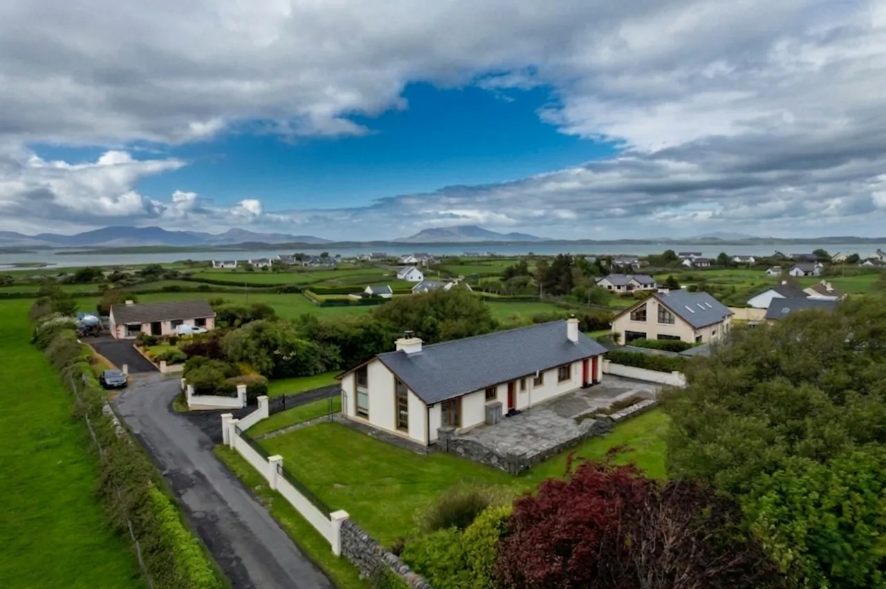 Photo of Carrowkeel, Westport, Co Mayo, F28 PR98