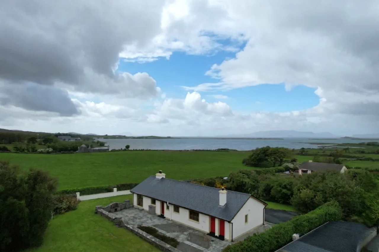 Photo of Carrowkeel, Westport, Co Mayo, F28 PR98