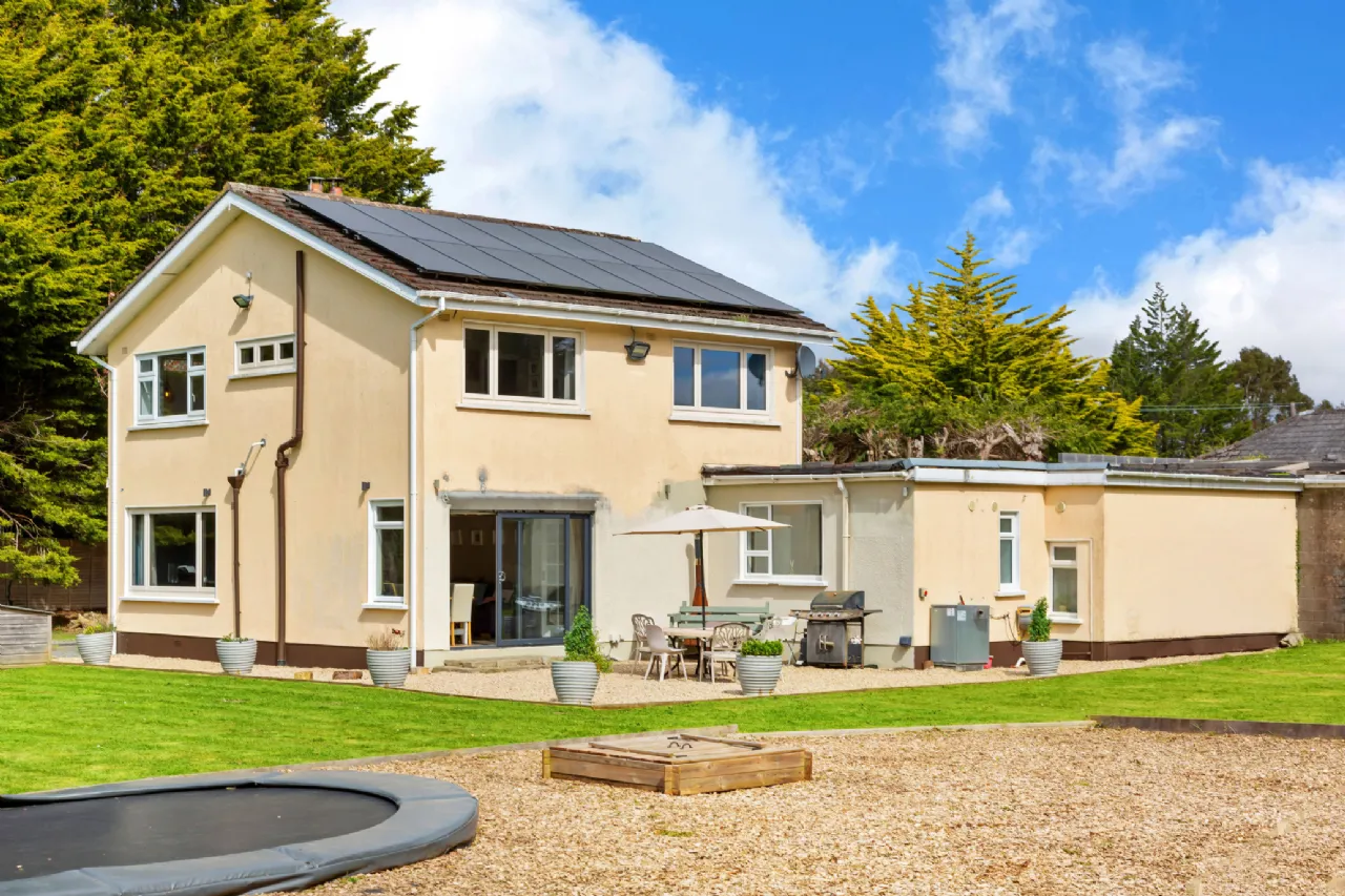 Photo of Robin Hill, Ballymana Lane, Kiltipper, Tallaght, Dublin 24, D24 E7Y8