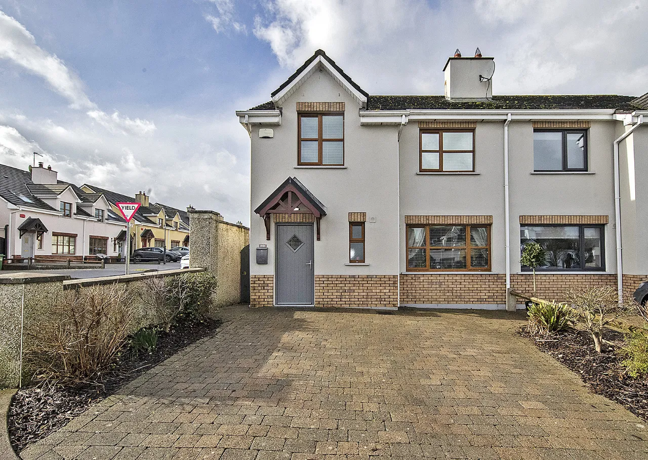 Photo of 105 Pairc na MBlath, Ballinroad, Dungarvan, Co Waterford, X35 RD76