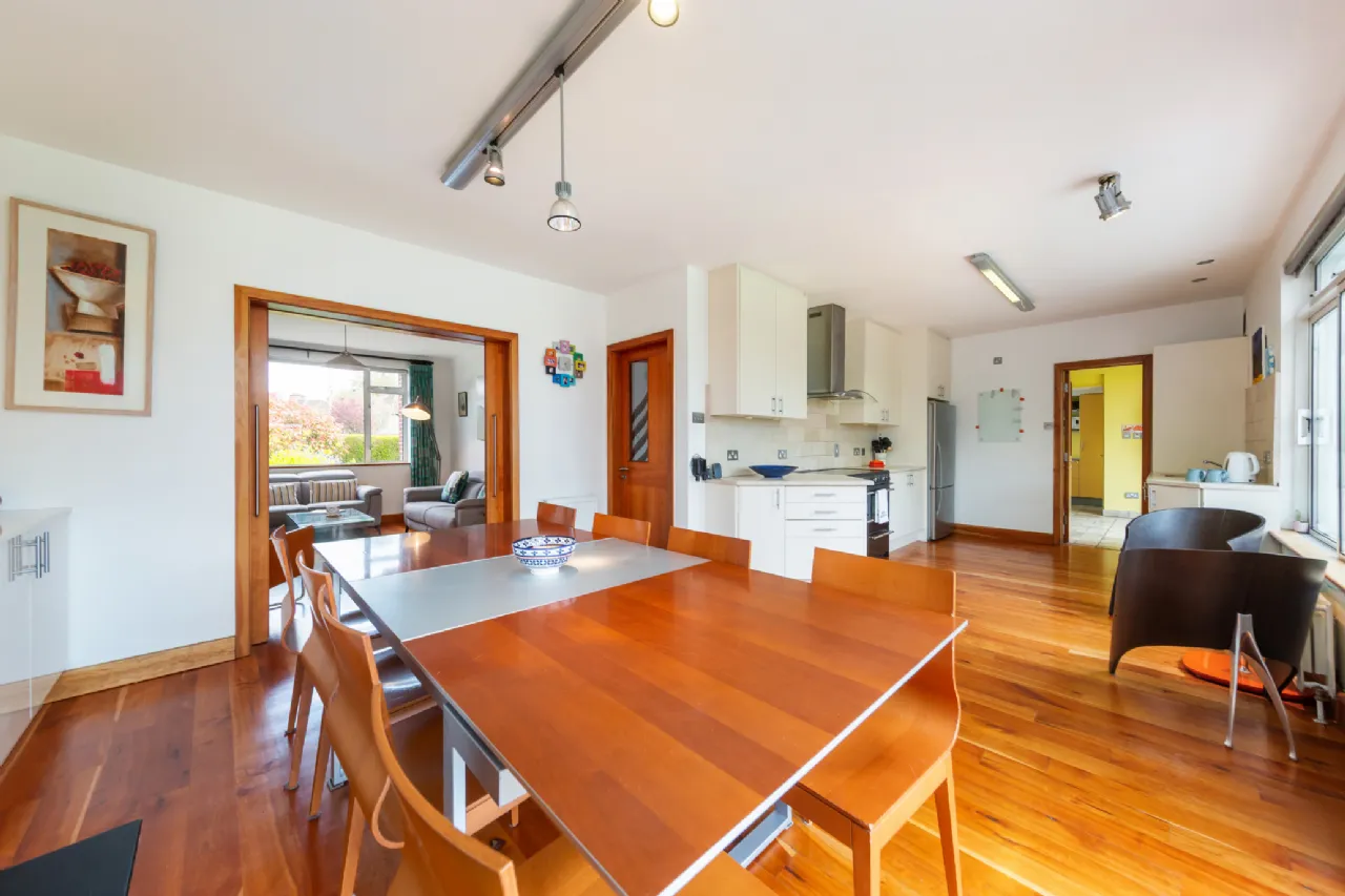 Photo of 28 Wainsfort Park, Terenure, Dublin 6W, D6W YE02