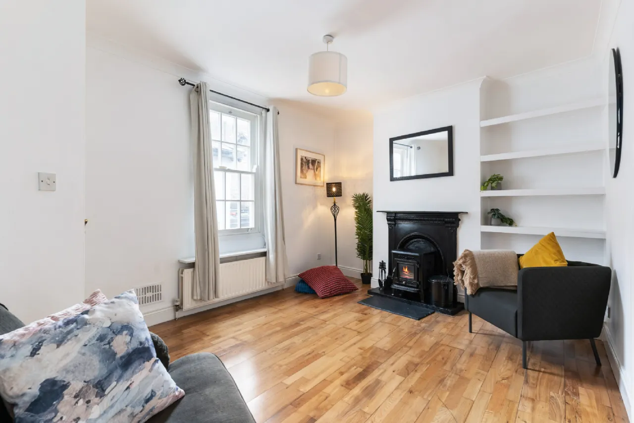 Photo of 15 Albert Court East, Grand Canal Street, Dublin 2, D02PR29