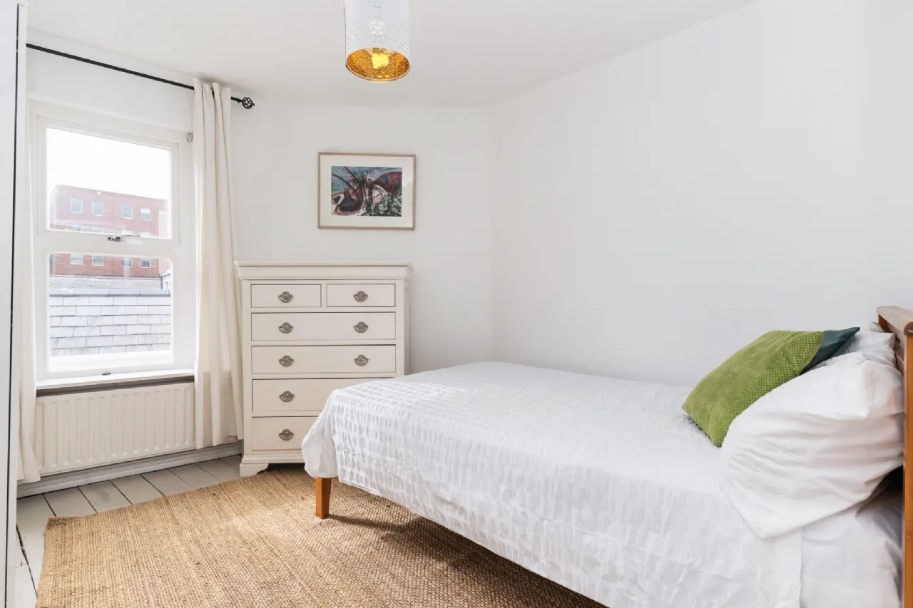 Photo of 15 Albert Court East, Grand Canal Street, Dublin 2, D02PR29