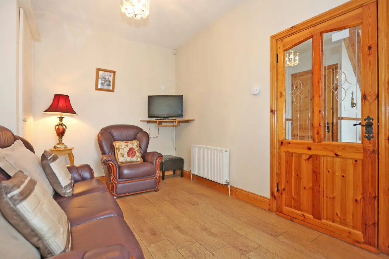 Photo of 10 Fairview Terrace, Greenhill Road, Garryowen, Limerick, V94 A34W