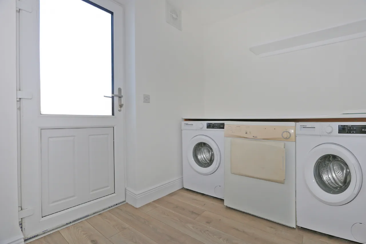 Photo of 31 Merval Drive, Clareview, Ennis Road, Limerick, V94KCV0