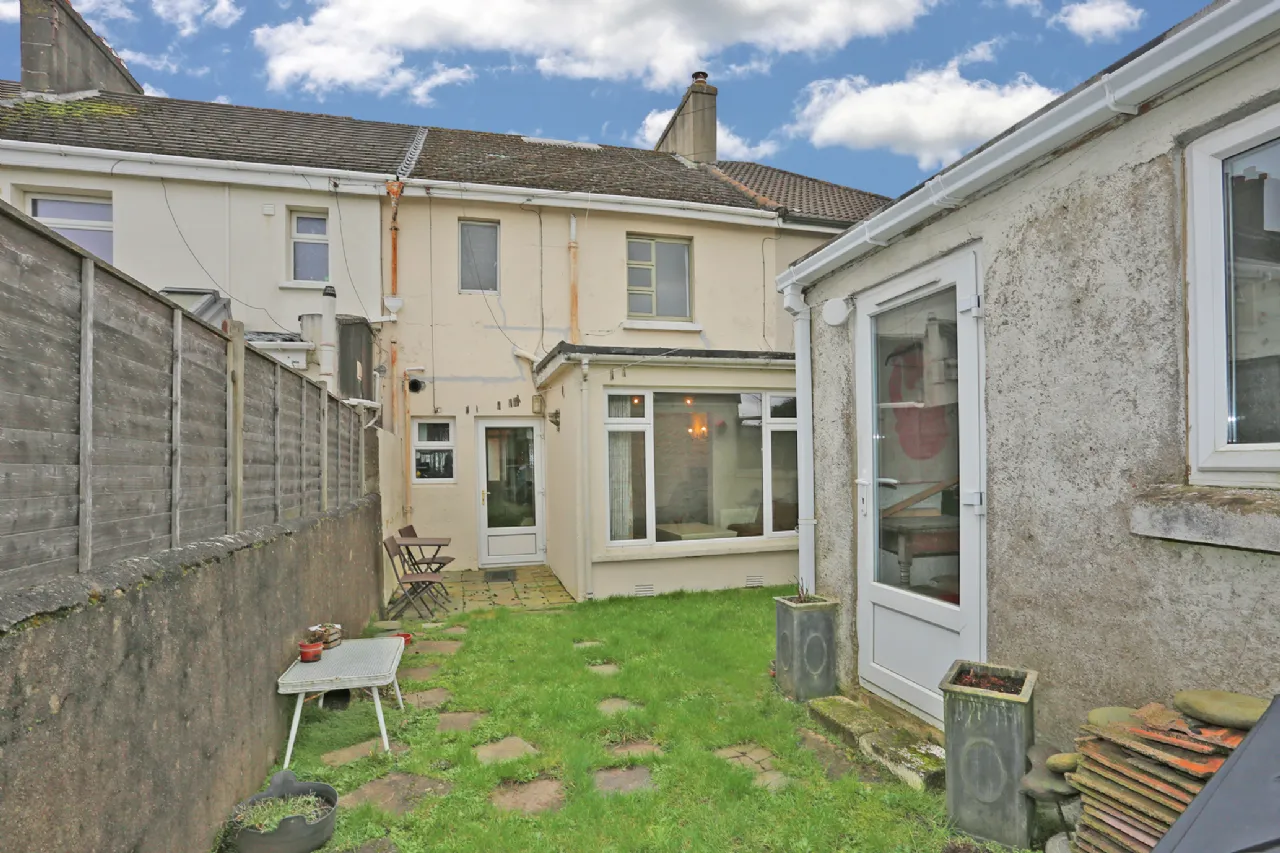 Photo of Inisbeo, 8 Elm Park, Ennis Road, Limerick, V94 X3WX