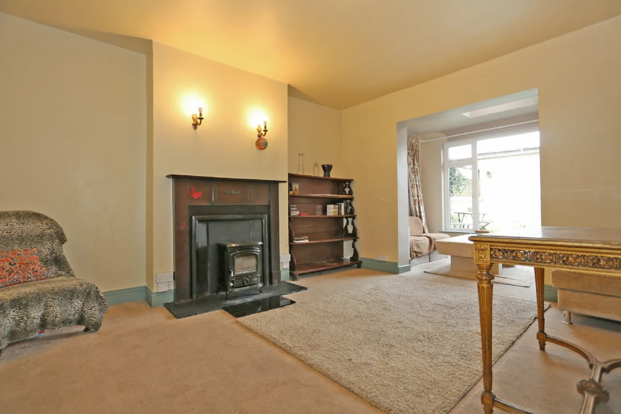 Photo of Inisbeo, 8 Elm Park, Ennis Road, Limerick, V94 X3WX