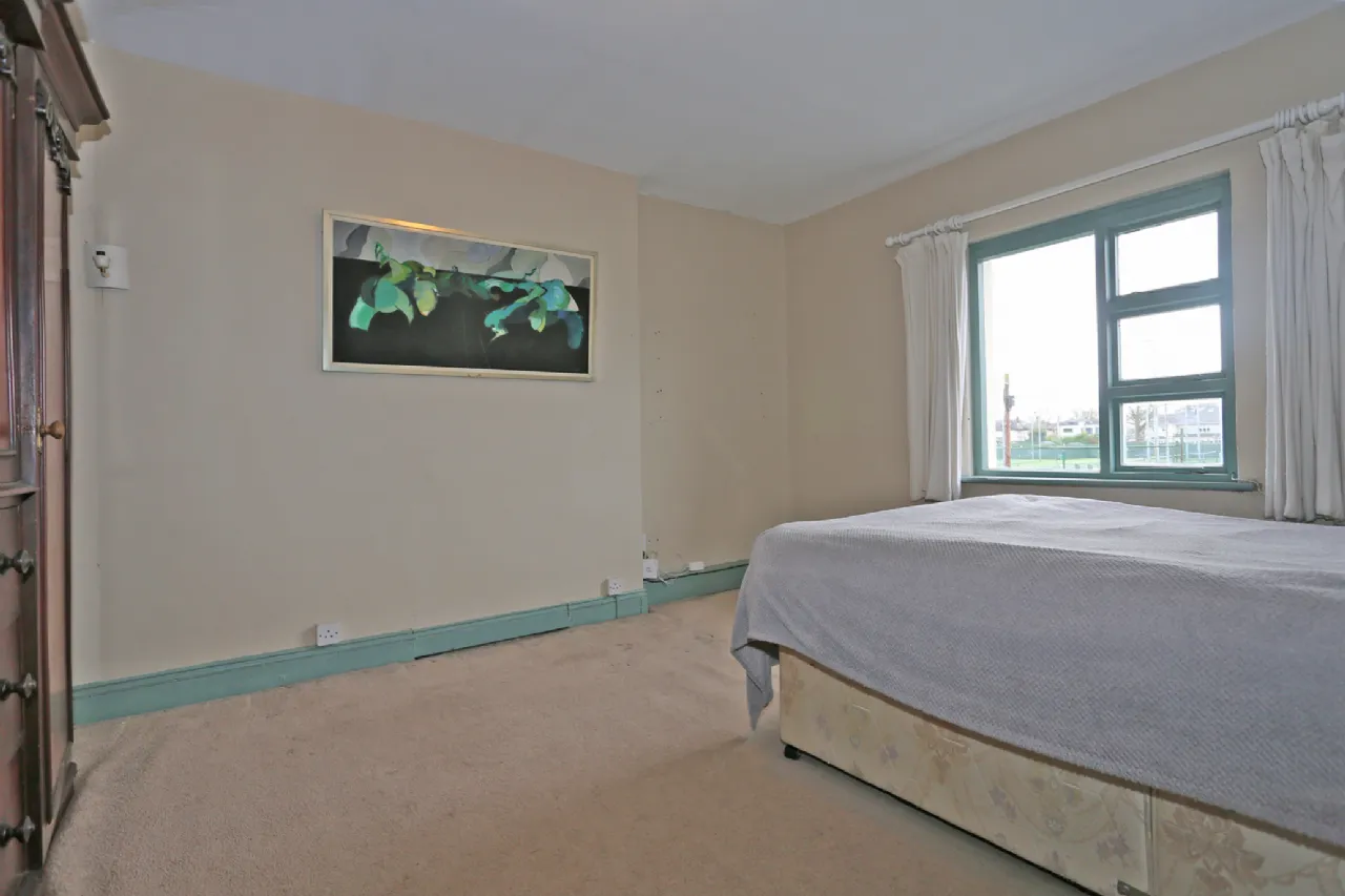 Photo of Inisbeo, 8 Elm Park, Ennis Road, Limerick, V94 X3WX