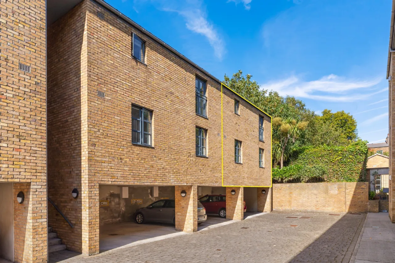 Photo of 22 Cannon Mews West, Beggar's Bush, Ballsbridge, Dublin 4, D04 C8W7