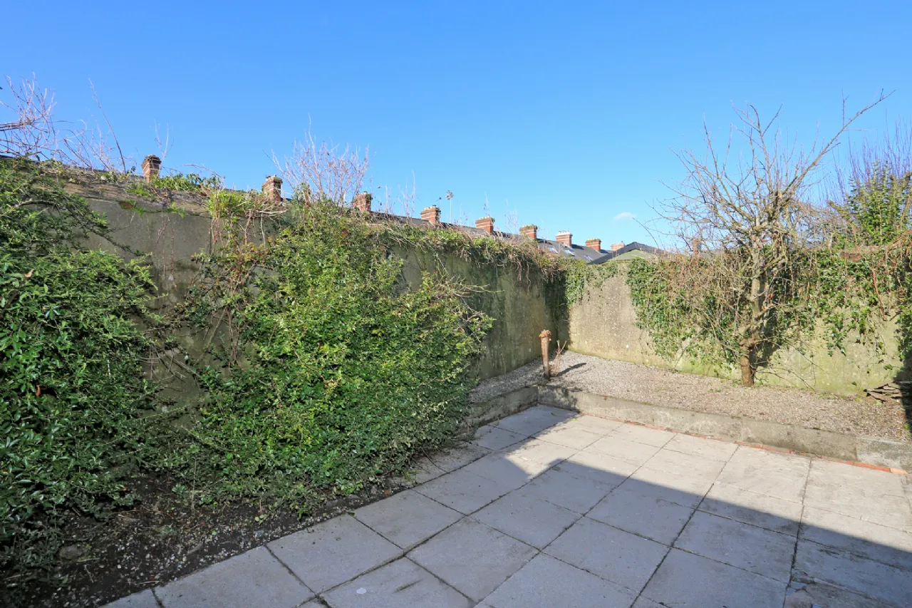 Photo of 8 St John's Avenue, Mulgrave Street, Limerick, V94 PV4D