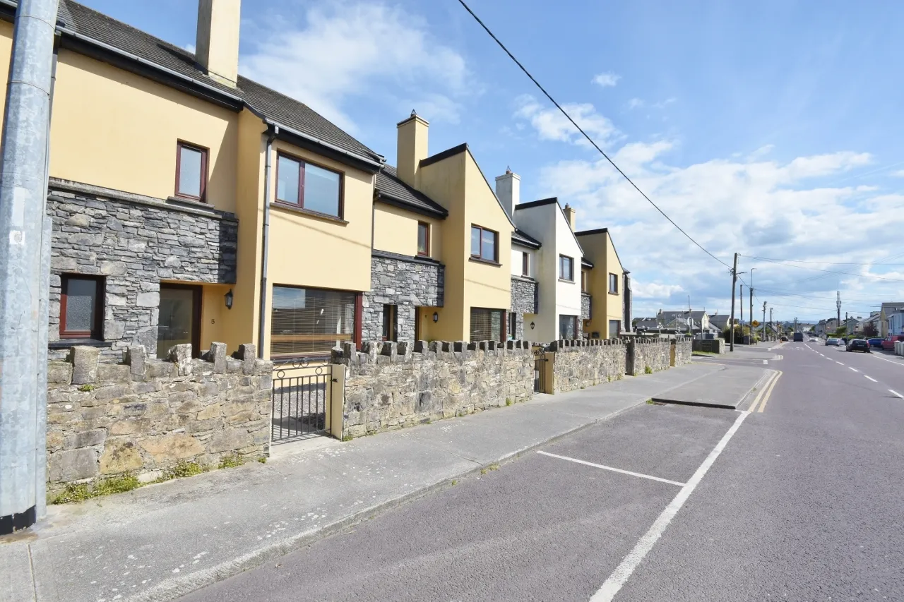 Photo of 5 The Sands, Church Road, Ballybunion, Co Kerry, V31DT80