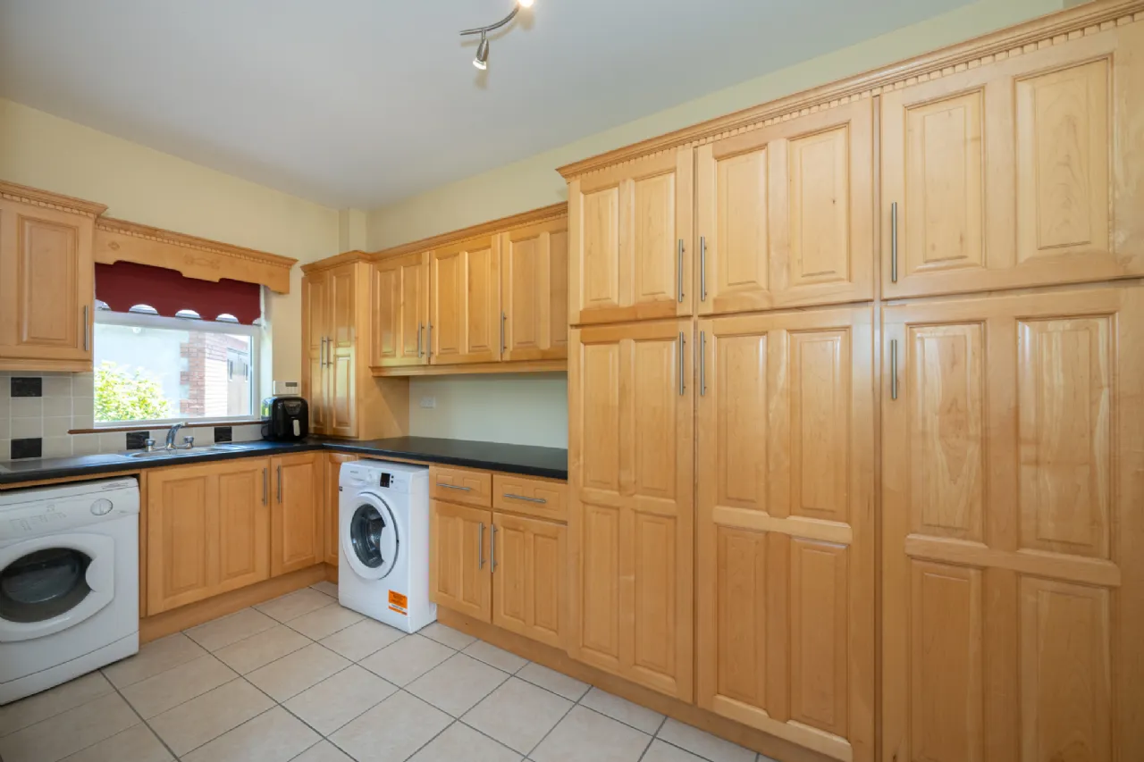 Photo of 11 Chestnut Lawn, Classes Lake, Ovens, Co Cork, P31A499