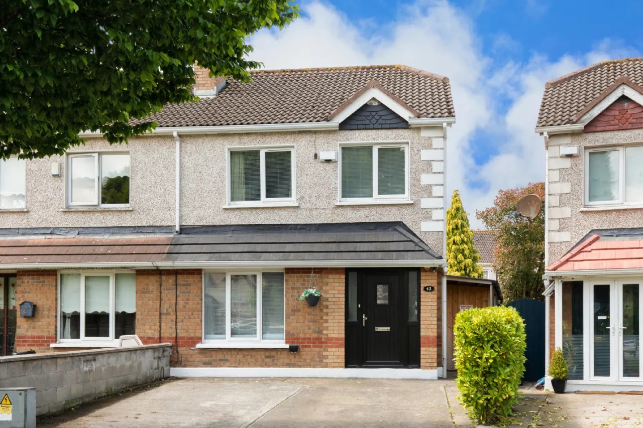 Photo of 43 Bramblefield Crescent, Clonee, Dublin 15, D15 Y7W1