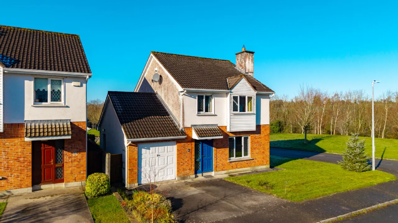 Photo of 18 Ashgrove Lawn, Clonmel, Co. Tipperary, E91 P684