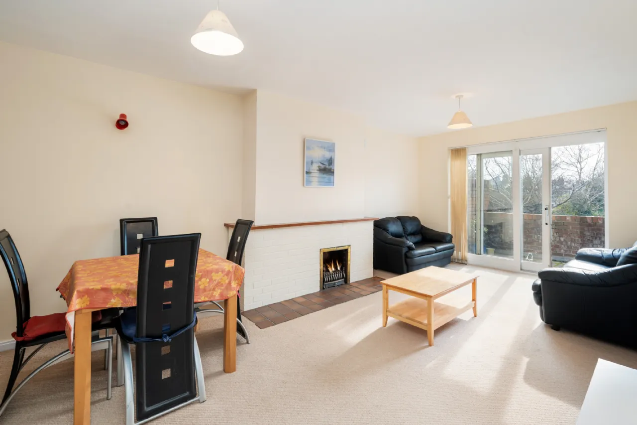 Photo of 19 Gilford Pines, Sandymount, Dublin 4, D04 YD52