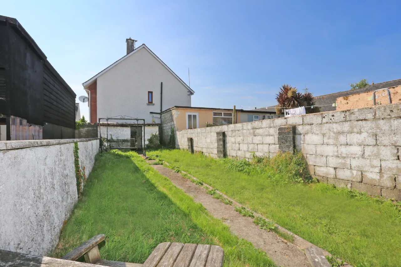 Photo of 35 Creagh Avenue, Kileely, Limerick, V94 TWP0