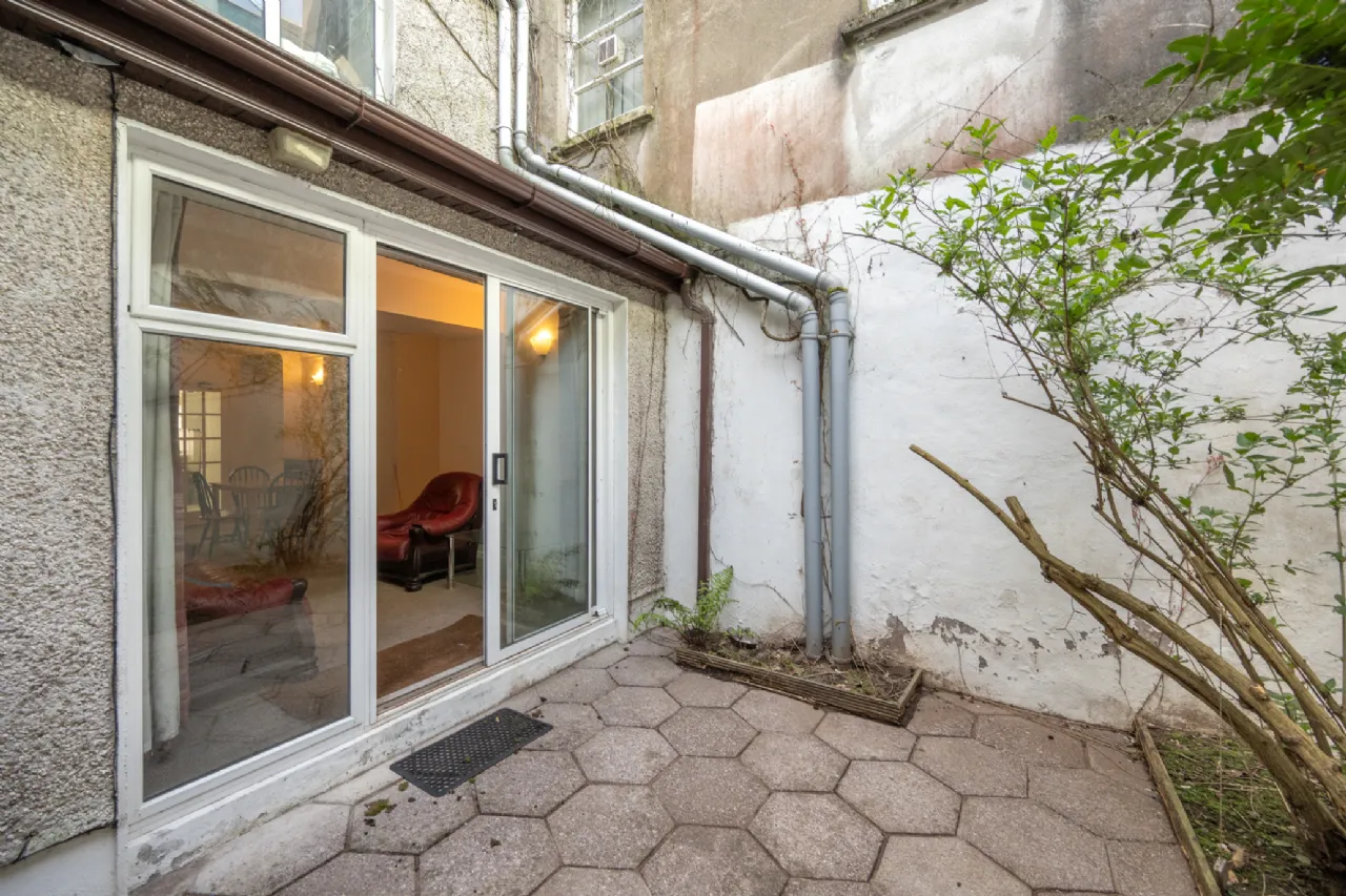 Photo of Apt 1, Lee View House, 13 Father Mathew Quay, Cork, T12 W309
