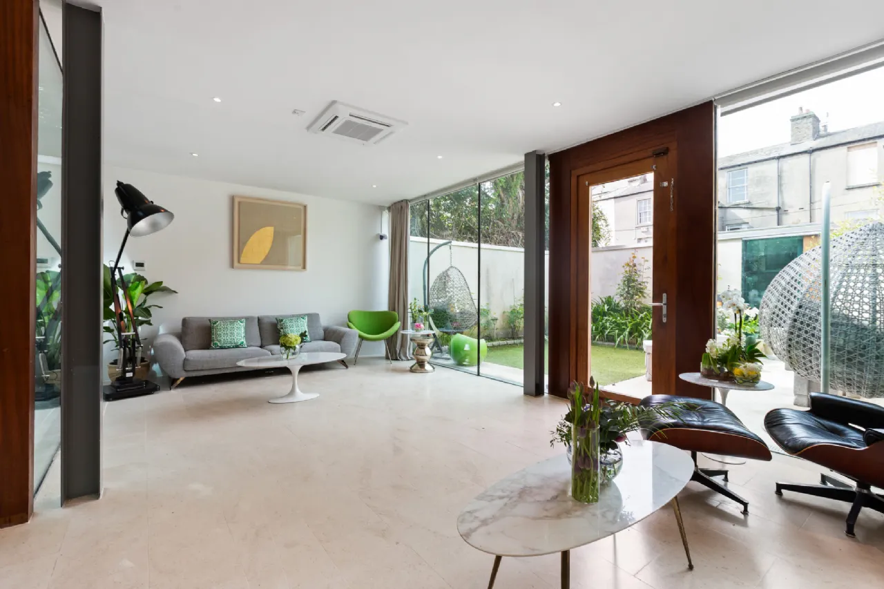 Photo of 44 Raglan Lane, Ballsbridge, Dublin 4, D04 Y7Y3