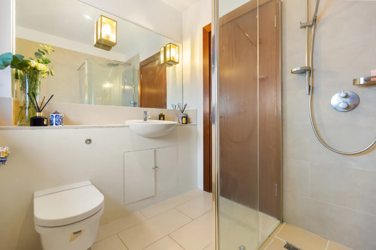 Photo of 44 Raglan Lane, Ballsbridge, Dublin 4, D04 Y7Y3