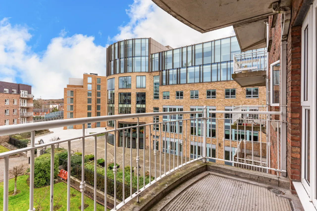 Photo of 15 Harcourt Green (Block 1), Charlemont Street, Dublin 2, D02 TN28