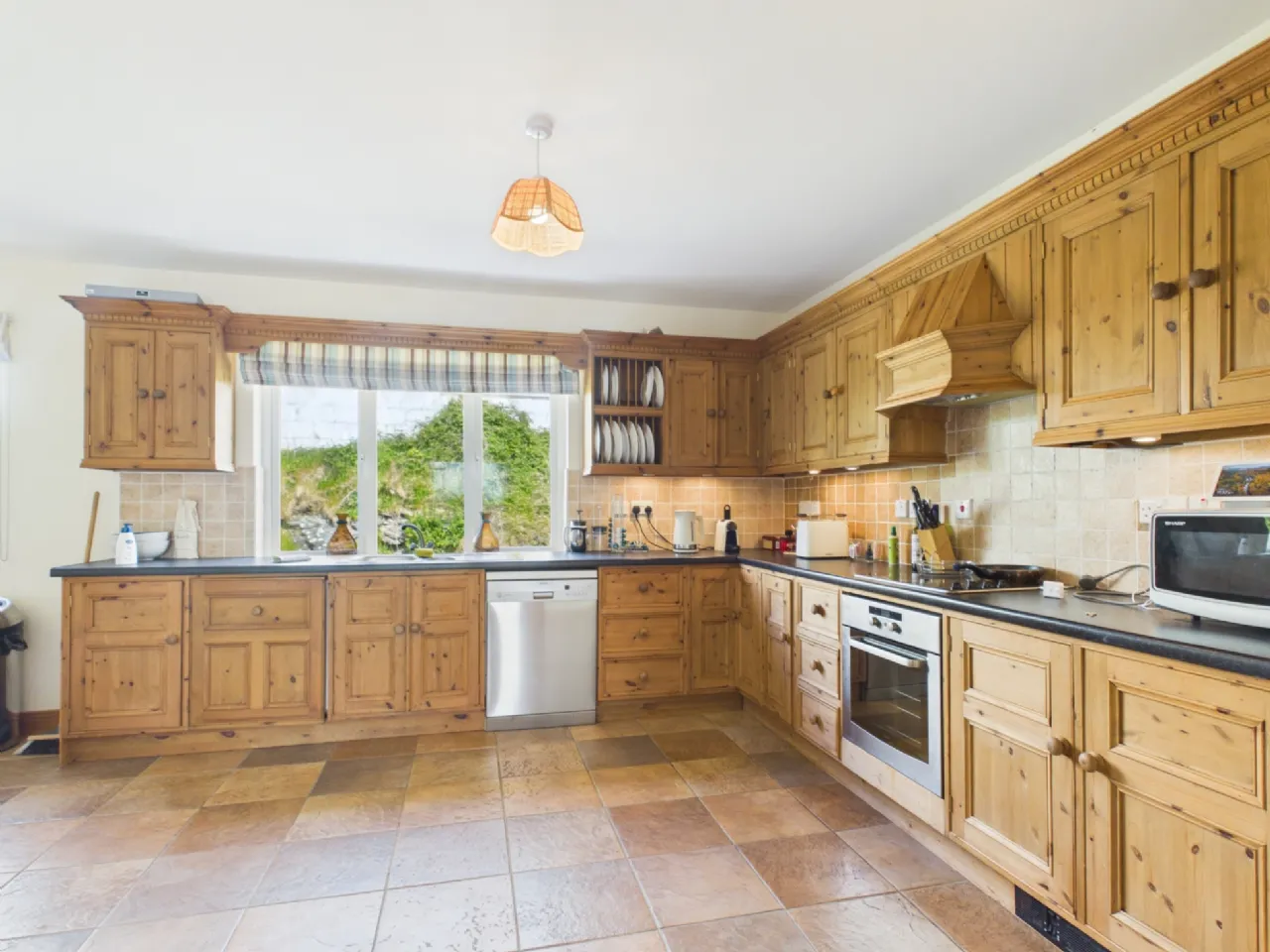 Photo of 3 Castlefield, Kilkee, Co. Clare, V15 DH24