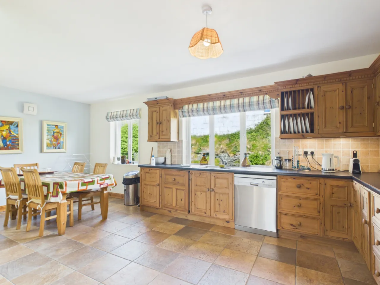 Photo of 3 Castlefield, Kilkee, Co. Clare, V15 DH24