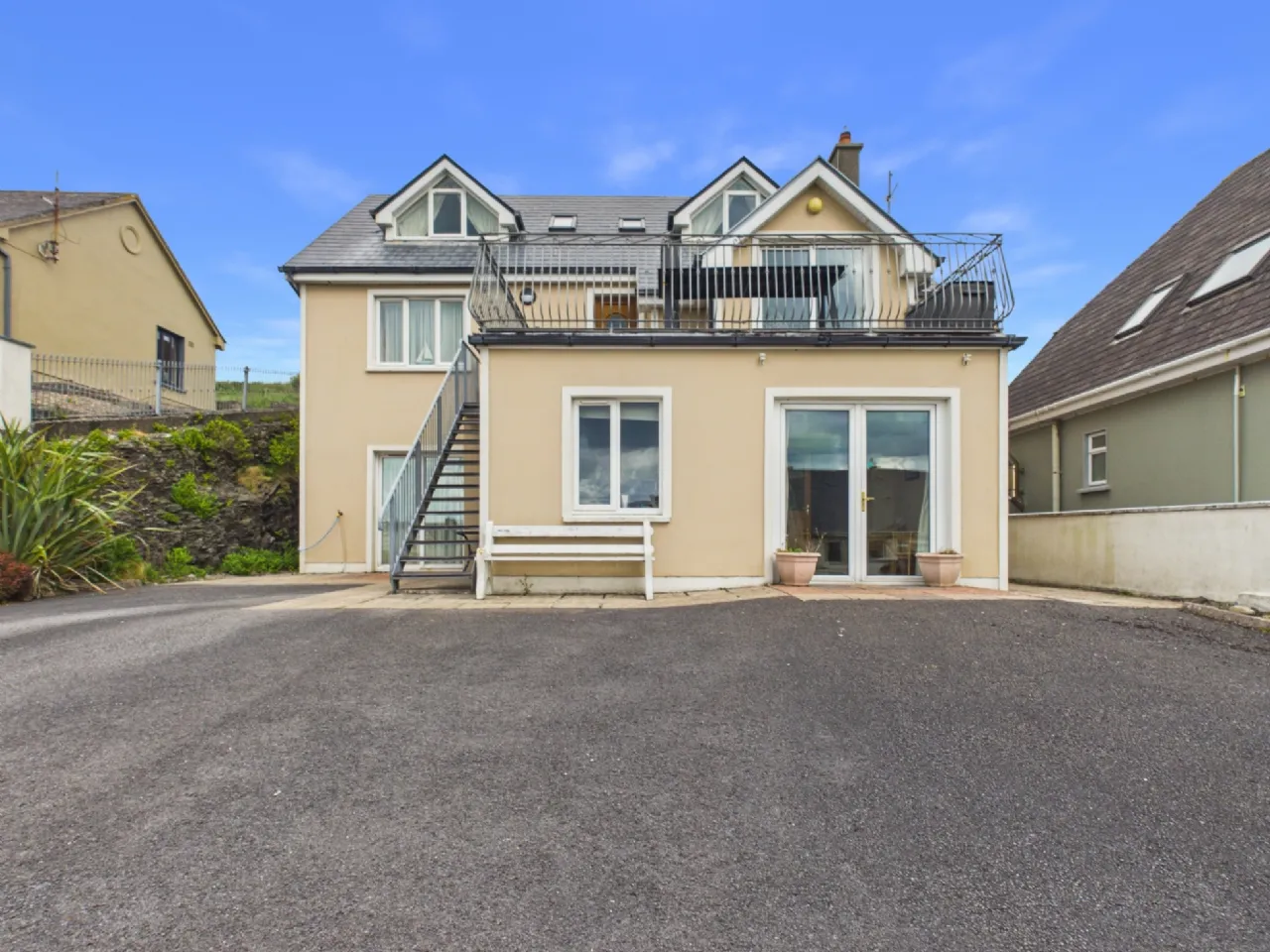 Photo of 3 Castlefield, Kilkee, Co. Clare, V15 DH24