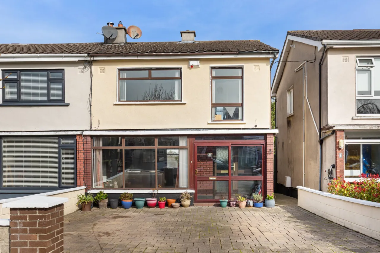 Photo of 10 Broadford Lawn, Ballinteer, Dublin 16, D16 A897