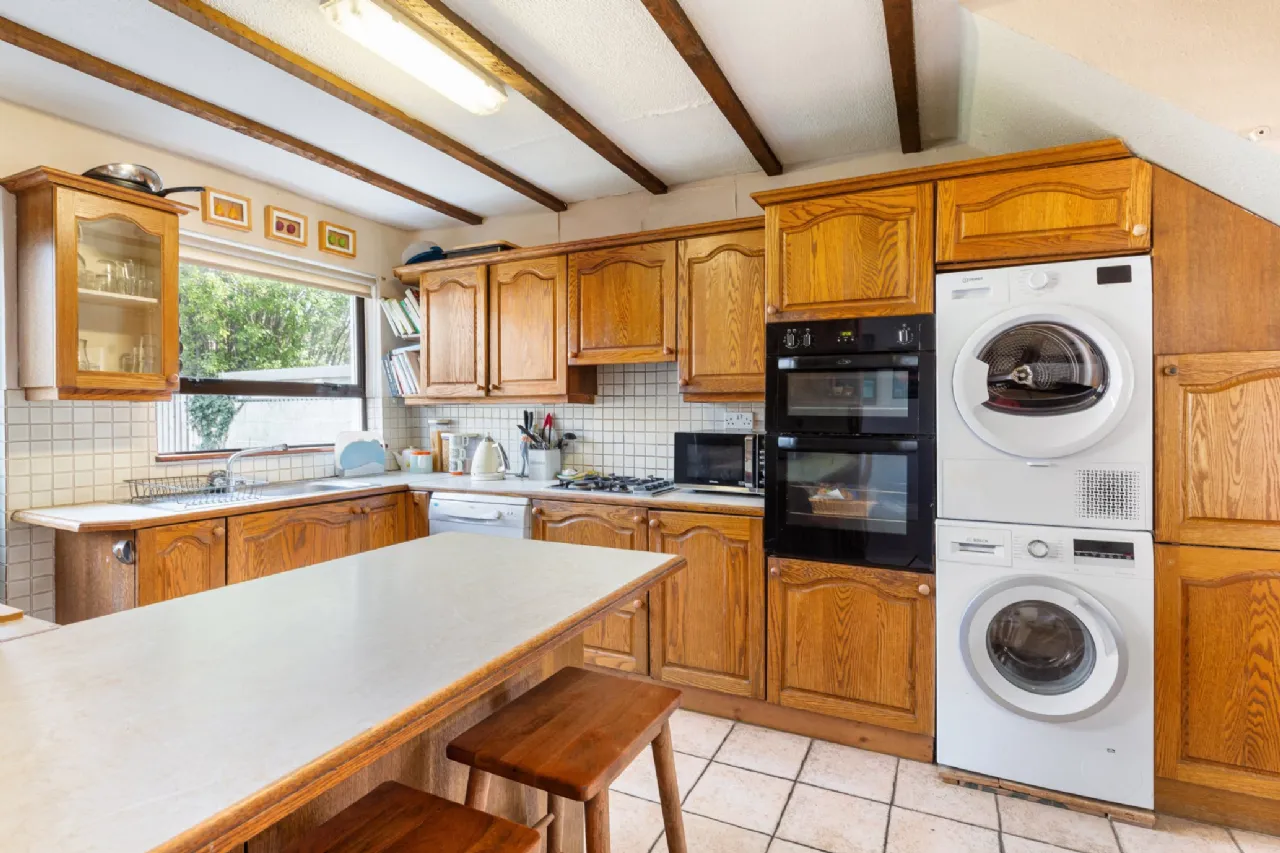 Photo of 10 Broadford Lawn, Ballinteer, Dublin 16, D16 A897