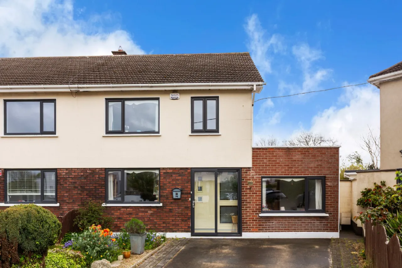 Photo of 33 Taney Avenue, Dundrum, Dublin 14, D14 R762